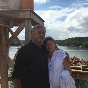 Meet your Posher, Denise